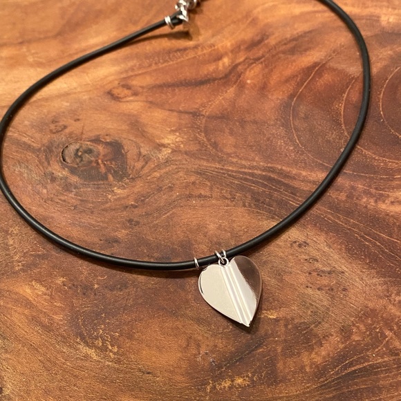 Cadar - Wings of Love Necklace / Heart / 18K white gold - Picture 3 of 4